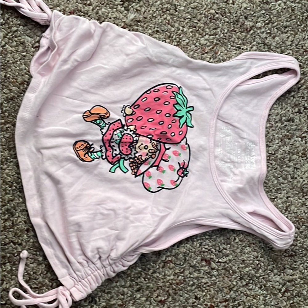 Strawberry shortcake top